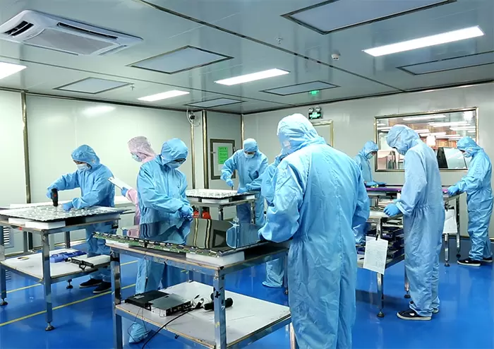 غرفة نظيفة وبيئة التجميع